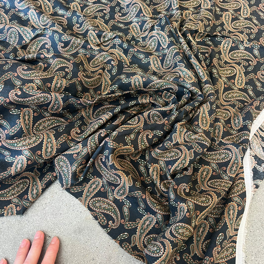 lightweight lyocell fabric with a vintage inspired paisley print in multiple colourways - Ideal for shirts or dresses
